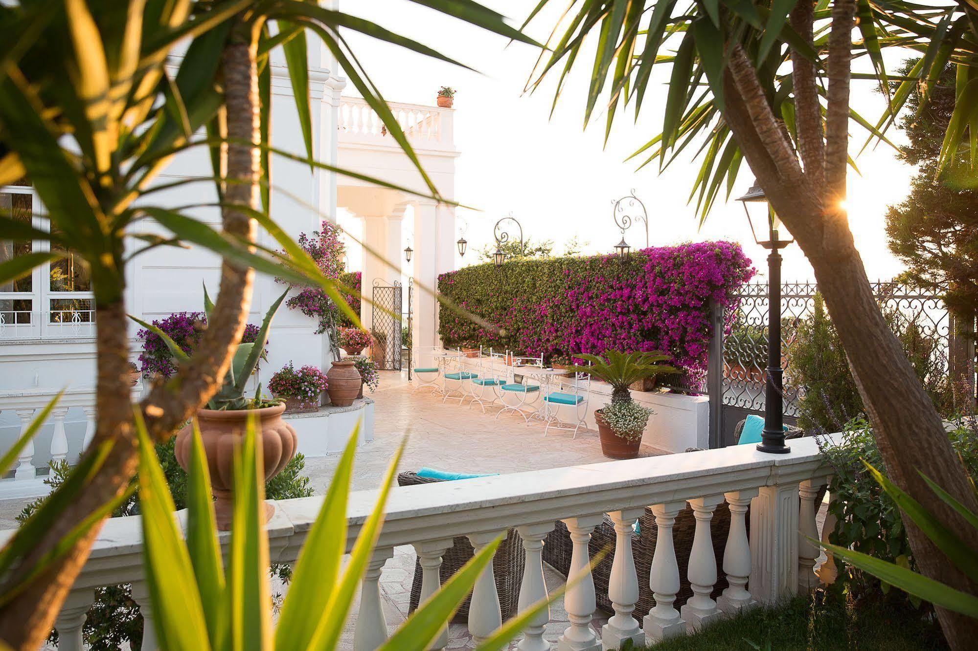Hotel Villa Garden Sant'Agnello Exterior photo