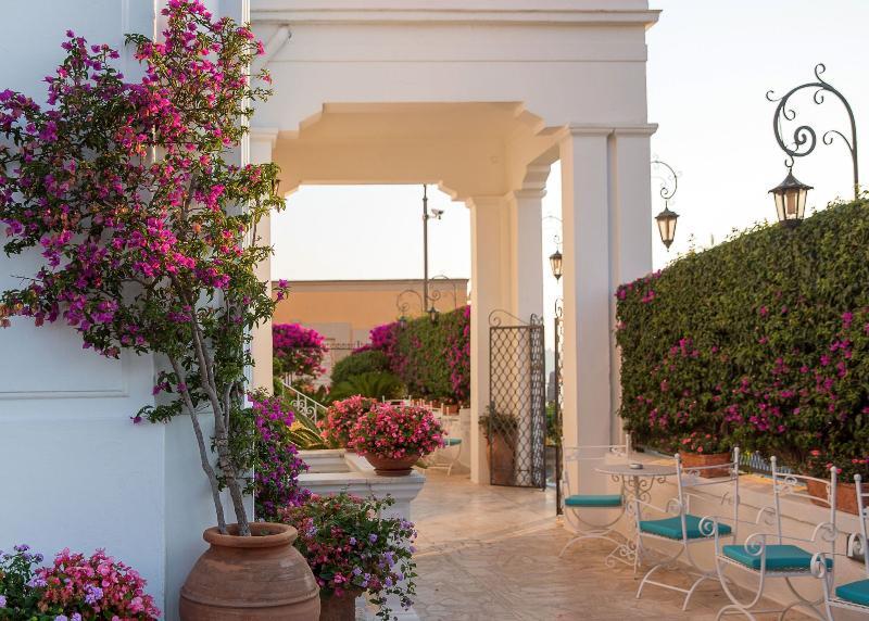Hotel Villa Garden Sant'Agnello Exterior photo